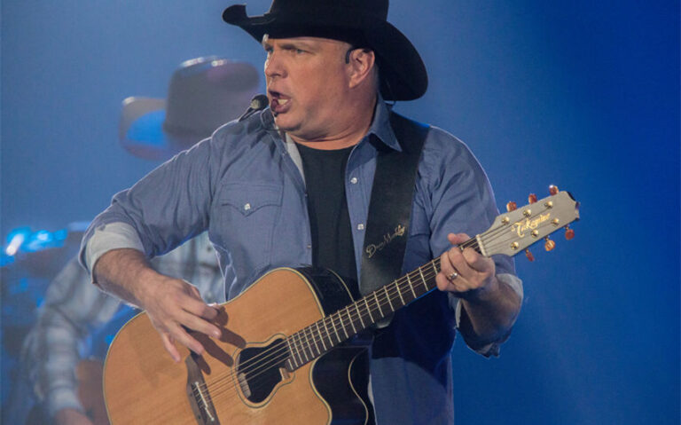 garth brooks net worth